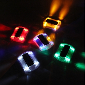 MARKER STRADALE IN POLICARBONATO 4 LED - Occhi Di Gatto Stradali